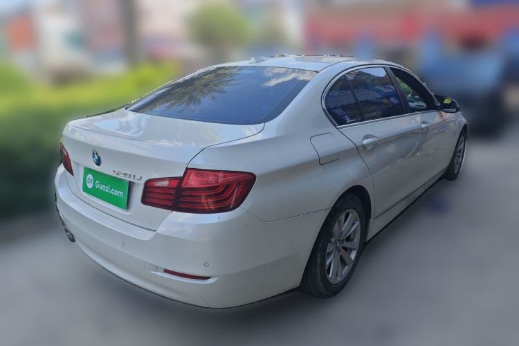 Used BMW 5 Series 2014 520Li Elegant Model Rear Right 45 Deg
