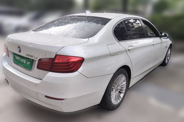 Used BMW 5 Series 2014 525Li Leading Model Rear Right 45 Deg
