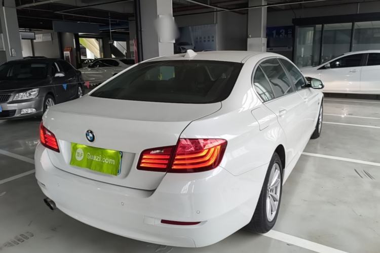 Used BMW 5 Series 2014 520Li Elegant Model Rear Right 45 Deg