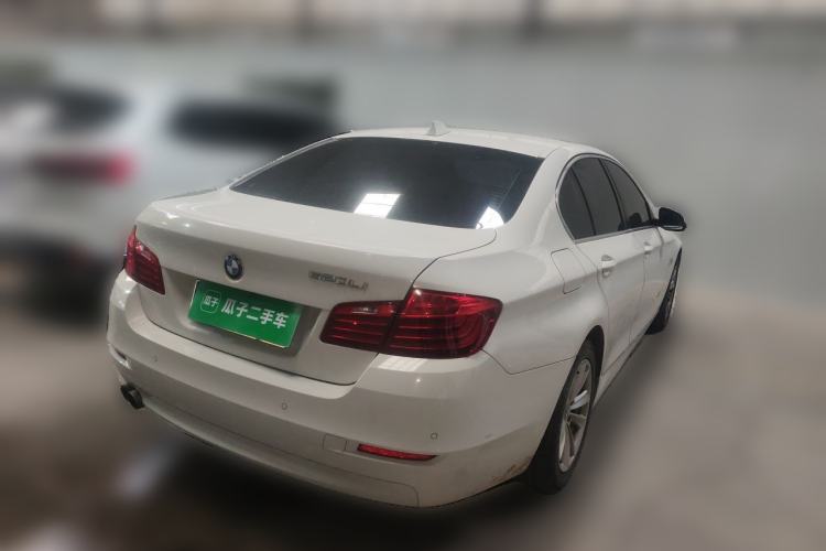 Used BMW 5 Series 2014 520i Elegant Edition Rear Right 45 Deg