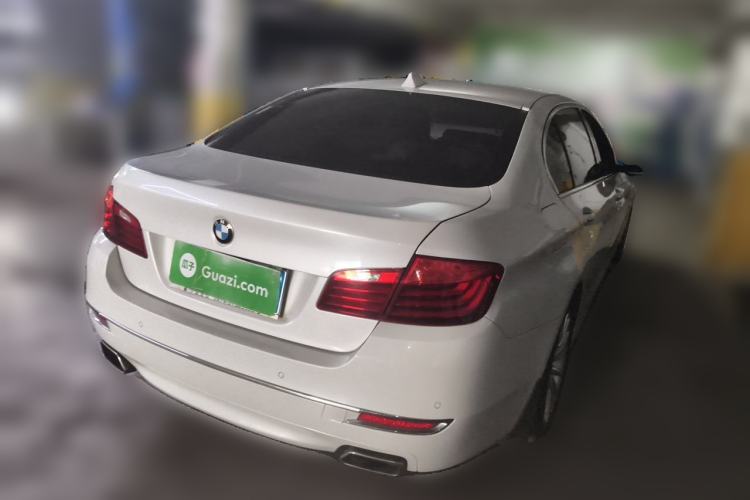 Used BMW 5 Series 2014 525Li Luxury Design Package Rear Right 45 Deg