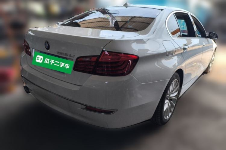 Used BMW 5 Series 2014 525Li Luxury Design Package Rear Right 45 Deg