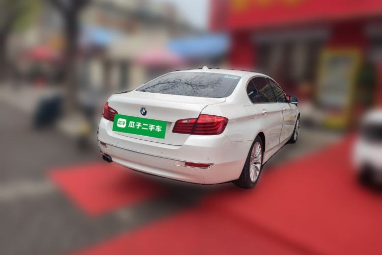 Used BMW 5 Series 2014 525Li Luxury Design Package Rear Right 45 Deg