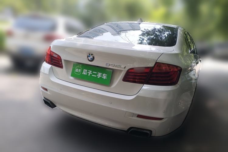 Used BMW 5 Series 2014 535Li Leading Model Rear Right 45 Deg