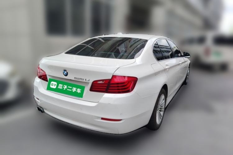 Used BMW 5 Series 2014 525Li Leading Model Rear Right 45 Deg