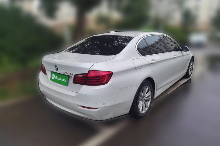 Used BMW 5 Series 2014 520Li Elegant Model Rear Right 45 Deg
