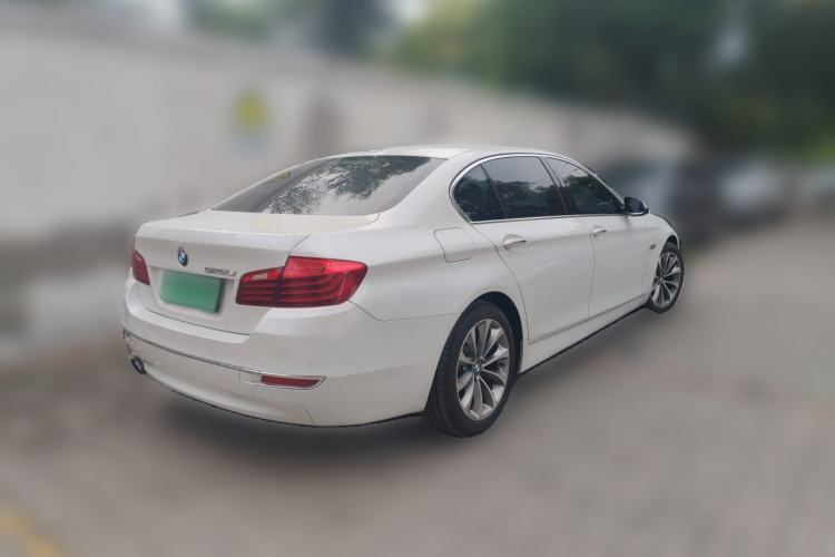 Used BMW 5 Series 2014 525Li Luxury Design Package Rear Right 45 Deg