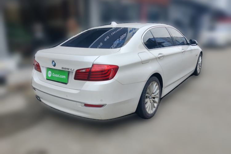 Used BMW 5 Series 2014 525Li Luxury Design Package Rear Right 45 Deg