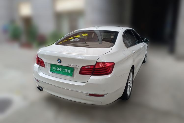 Used BMW 5 Series 2014 525Li Luxury Design Package Rear Right 45 Deg