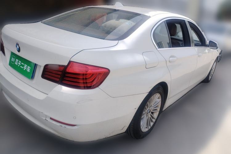 Used BMW 5 Series 2014 525Li Leading Model Rear Right 45 Deg