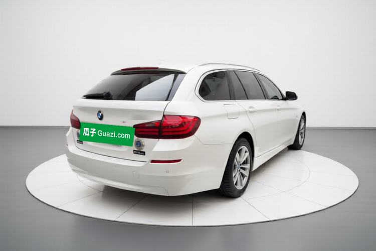 Used BMW 5 Series 2014 520i Touring Edition Rear Right 45 Deg