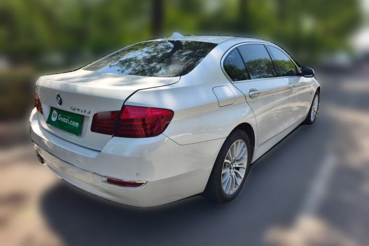 Used BMW 5 Series 2014 525Li Luxury Design Package Rear Right 45 Deg