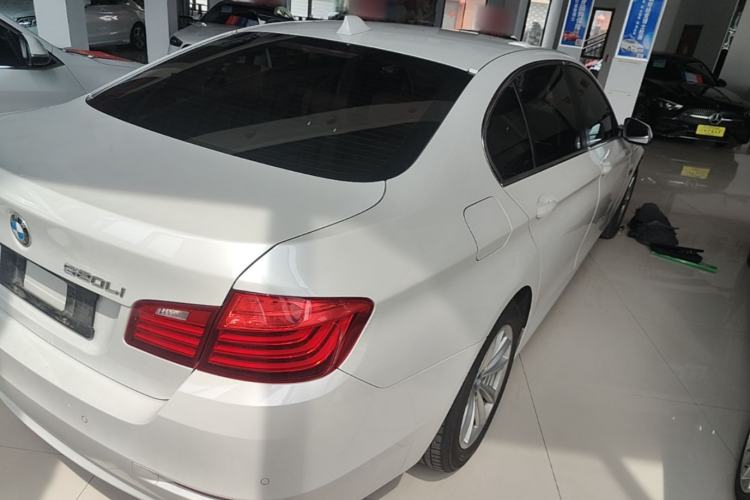 Used BMW 5 Series 2014 520Li Elegant Model Rear Right 45 Deg