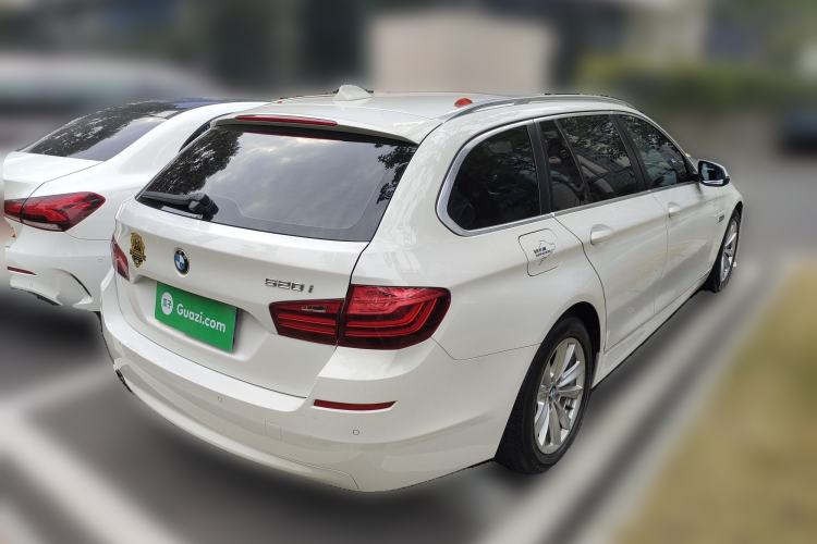 Used BMW 5 Series 2014 520i Touring Edition Rear Right 45 Deg