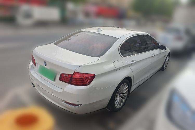 Used BMW 5 Series 2014 525Li Luxury Design Package Rear Right 45 Deg