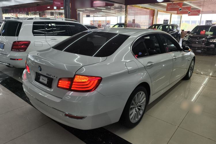Used BMW 5 Series 2014 525Li Luxury Design Package Rear Right 45 Deg