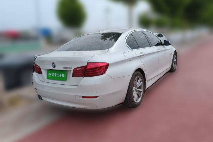 Used BMW 5 Series 2014 520i Elegant Edition Rear Right 45 Deg