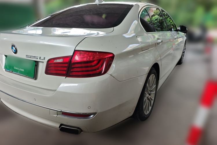Used BMW 5 Series 2014 525Li Luxury Design Package Rear Right 45 Deg