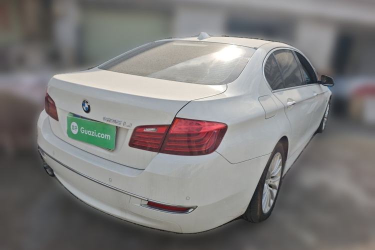 Used BMW 5 Series 2014 525Li Luxury Design Package Rear Right 45 Deg