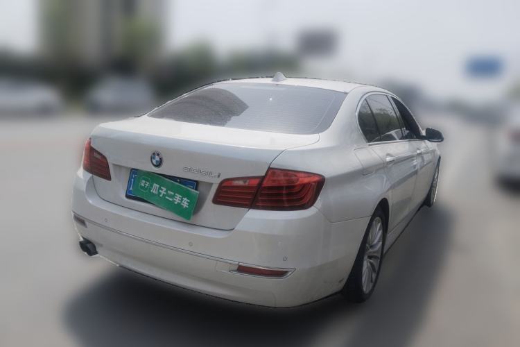Used BMW 5 Series 2014 525Li Luxury Design Package Rear Right 45 Deg