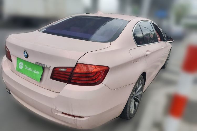 Used BMW 5 Series 2014 528Li Leading Model Rear Right 45 Deg
