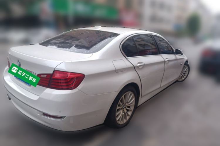 Used BMW 5 Series 2014 525Li Luxury Design Package Rear Right 45 Deg