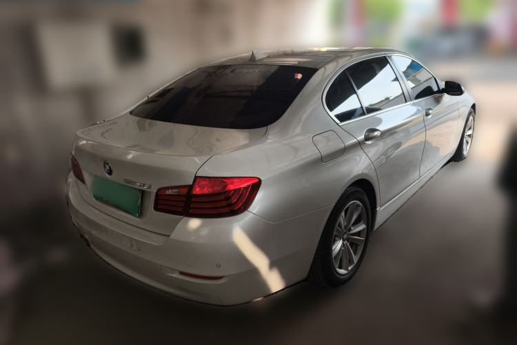 Used BMW 5 Series 2014 520Li Elegant Model Rear Right 45 Deg