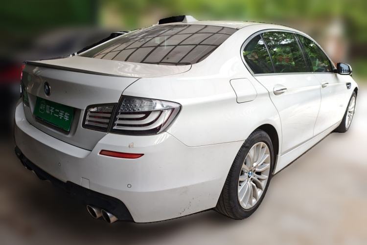 Used BMW 5 Series 2014 525Li Luxury Design Package Rear Right 45 Deg