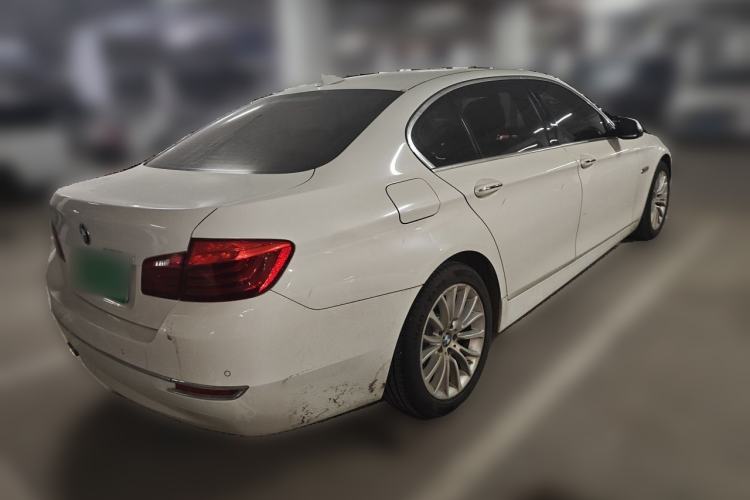 Used BMW 5 Series 2014 525Li Luxury Design Package Rear Right 45 Deg