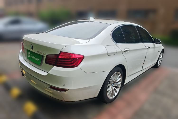 Used BMW 5 Series 2014 525Li Luxury Design Package Rear Right 45 Deg