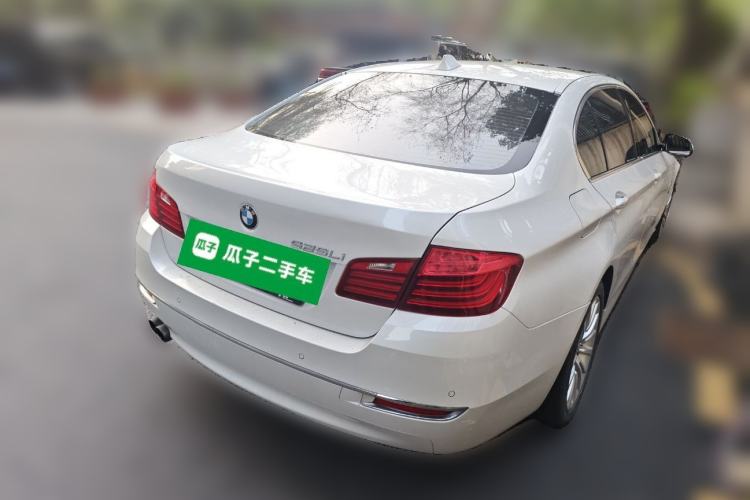 Used BMW 5 Series 2014 525Li Luxury Design Package Rear Right 45 Deg