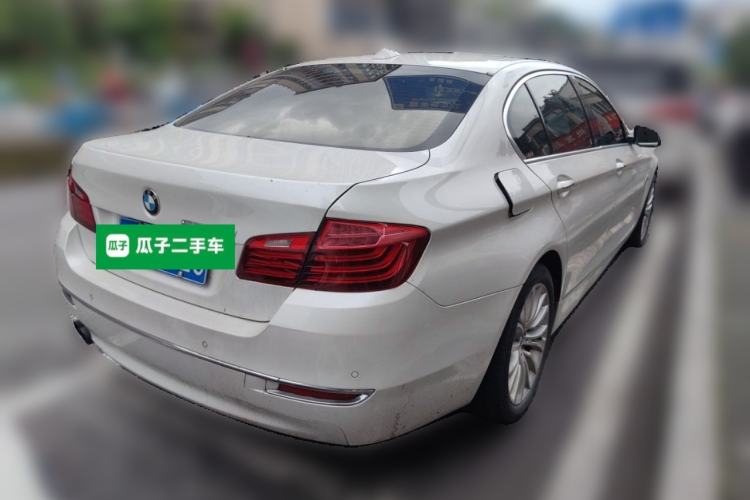 Used BMW 5 Series 2014 525Li Luxury Design Package Rear Right 45 Deg