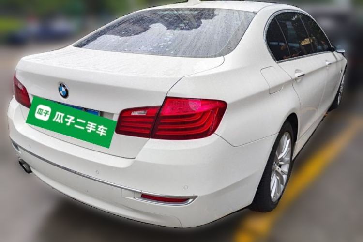 Used BMW 5 Series 2014 525Li Luxury Design Package Rear Right 45 Deg