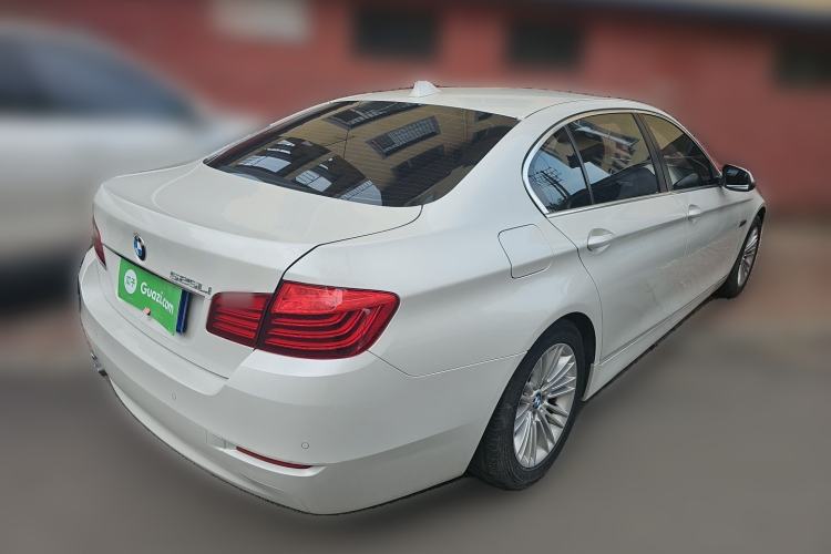 Used BMW 5 Series 2014 525Li Leading Model Rear Right 45 Deg