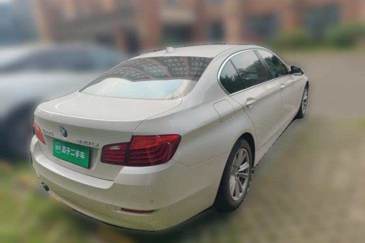 Used BMW 5 Series 2014 520Li Elegant Model Rear Right 45 Deg