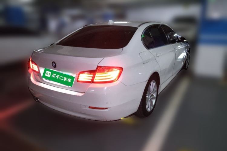 Used BMW 5 Series 2014 528Li xDrive Premium Edition Rear Right 45 Deg