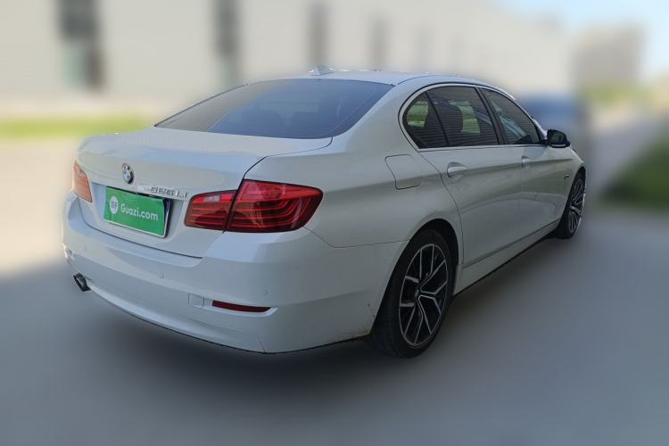 Used BMW 5 Series 2014 520Li Elegant Model Rear Right 45 Deg