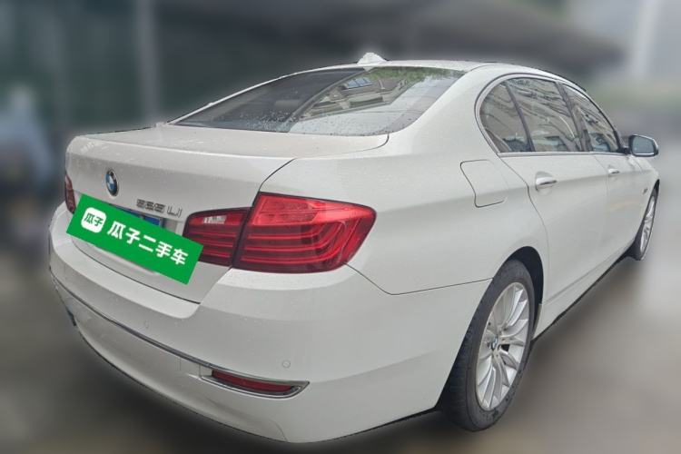 Used BMW 5 Series 2014 525Li Luxury Design Package Rear Right 45 Deg