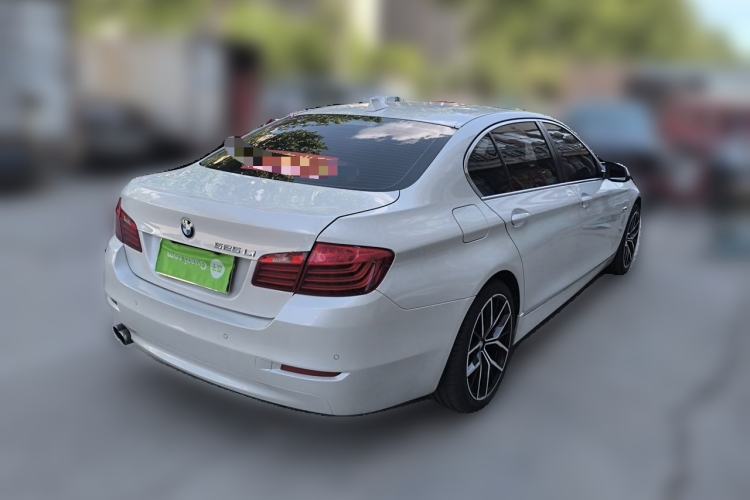 Used BMW 5 Series 2014 525Li Leading Model Rear Right 45 Deg