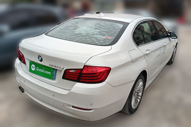 Used BMW 5 Series 2014 525Li Leading Model Rear Right 45 Deg