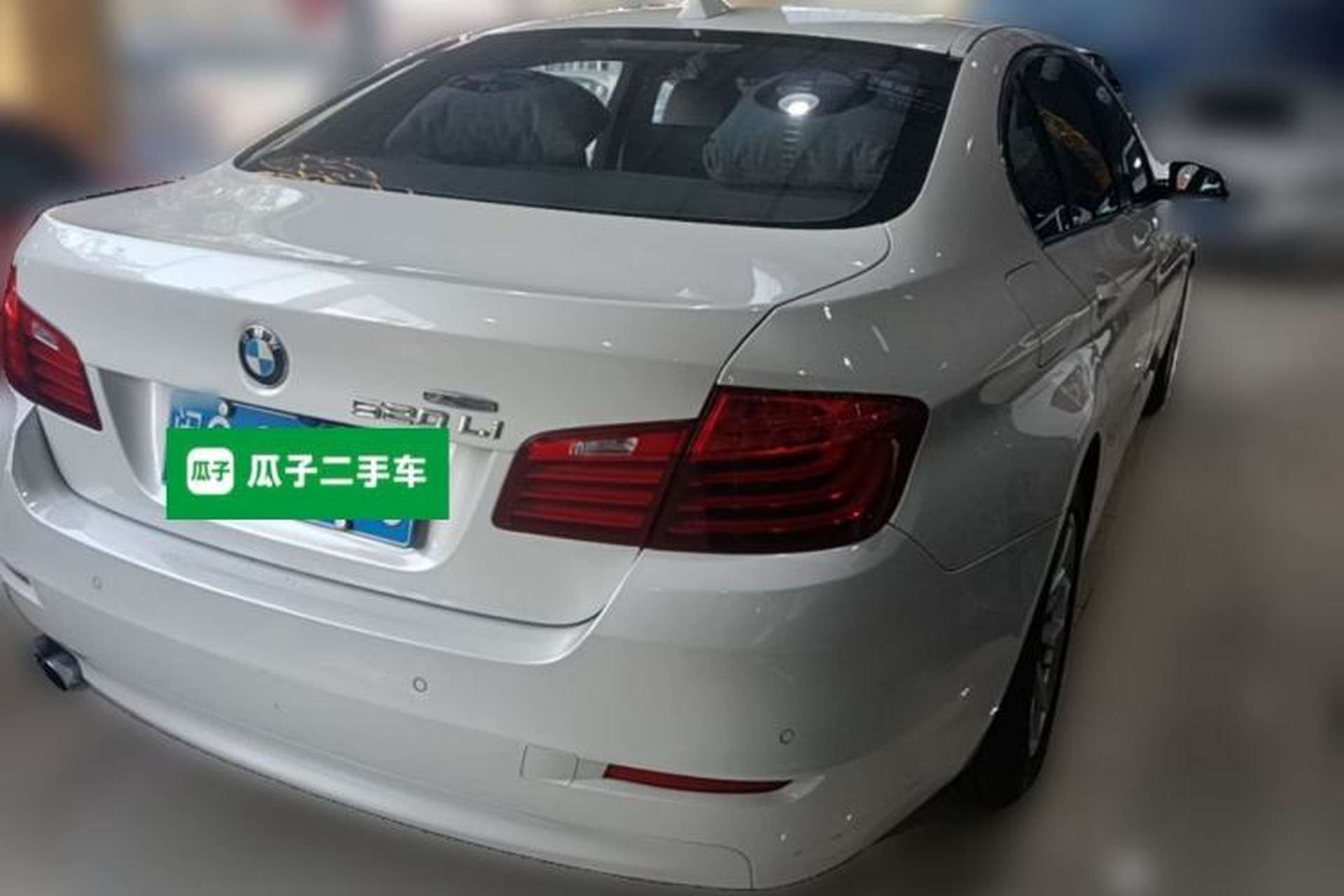 Used BMW 5 Series 2014 520Li Elegant Model Rear Right 45 Deg