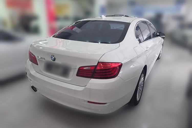 Used BMW 5 Series 2014 525Li Leading Model Rear Right 45 Deg