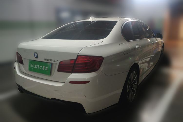 Used BMW 5 Series 2014 528Li Leading Model Rear Right 45 Deg