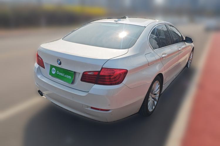Used BMW 5 Series 2014 520i Elegant Edition Rear Right 45 Deg