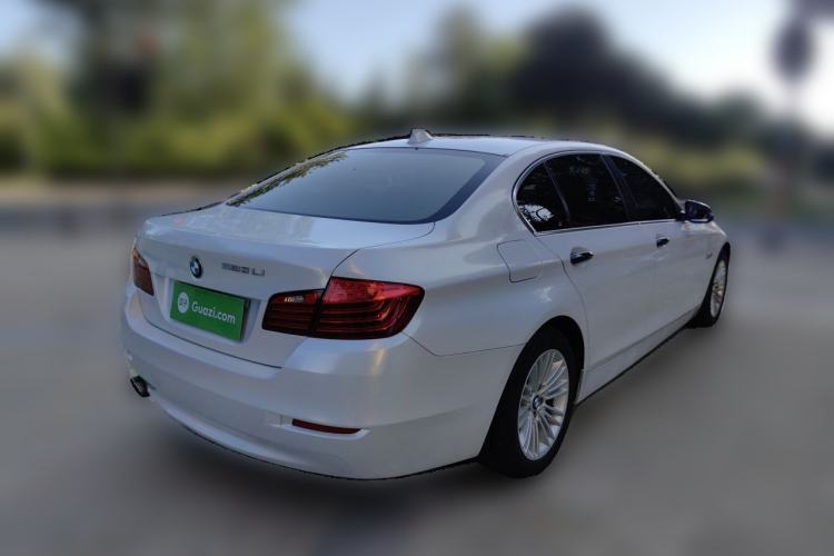 Used BMW 5 Series 2014 525Li Leading Model Rear Right 45 Deg