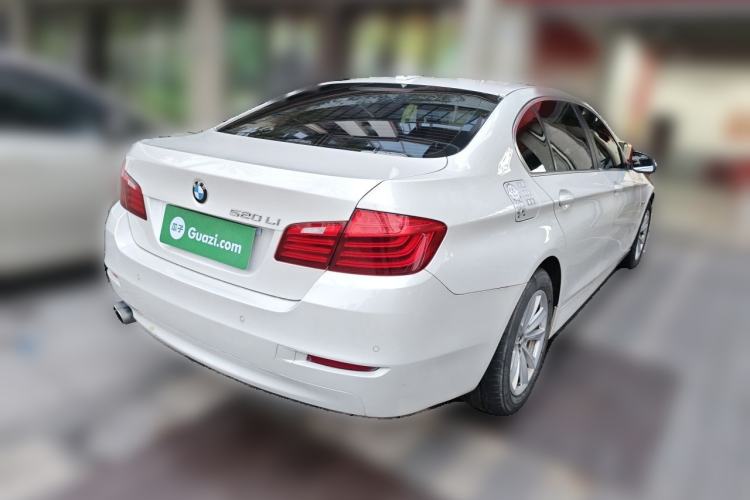 Used BMW 5 Series 2014 520Li Elegant Model Rear Right 45 Deg
