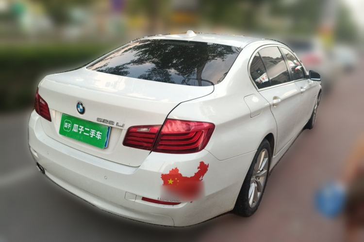 Used BMW 5 Series 2014 528Li Leading Model Rear Right 45 Deg