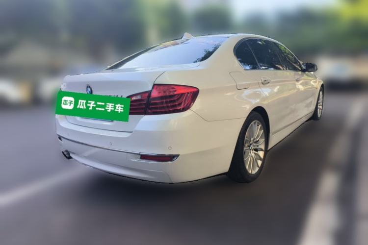 Used BMW 5 Series 2014 525Li Luxury Design Package Rear Right 45 Deg