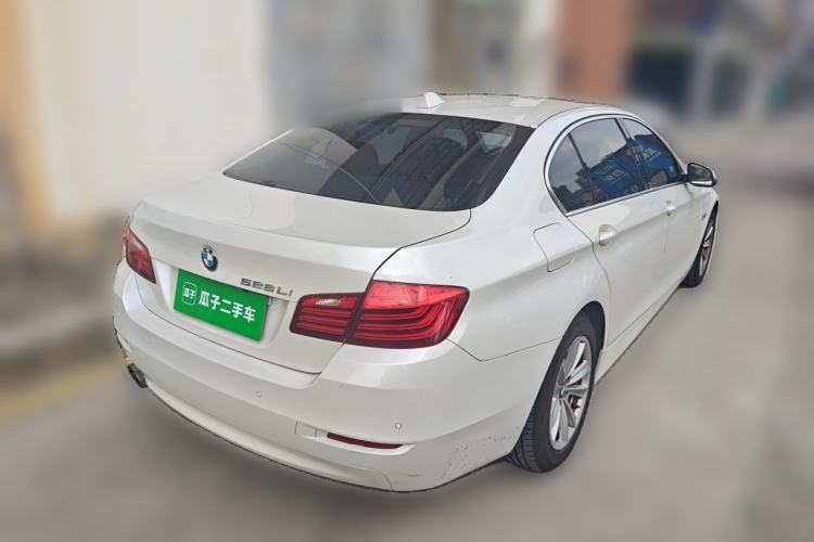 Used BMW 5 Series 2014 520Li Elegant Model Rear Right 45 Deg
