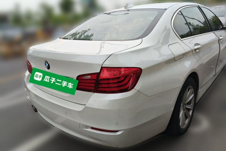 Used BMW 5 Series 2014 520Li Elegant Model Rear Right 45 Deg